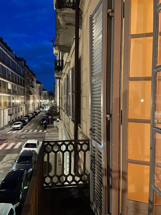 La Casa Di Ringhiera - Silenzioso Appartamento Di Charme Con Balcone Nel Quadrilatero Romano Turin Exterior foto